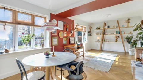 Villa i Herning, 200 meter fra gågaden Villa in Central Denmark Region