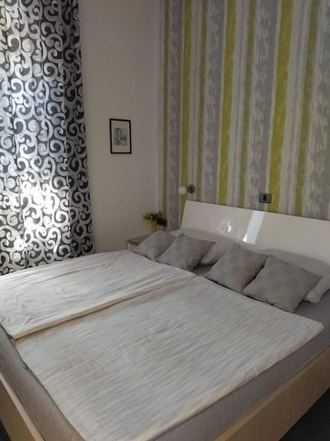 Studio Burić Bed and Breakfast in Pula