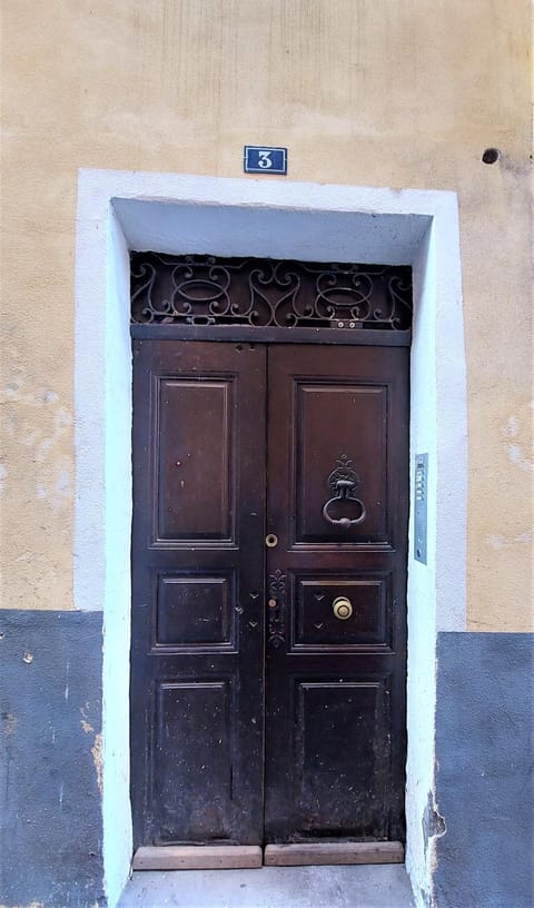 Property logo or sign