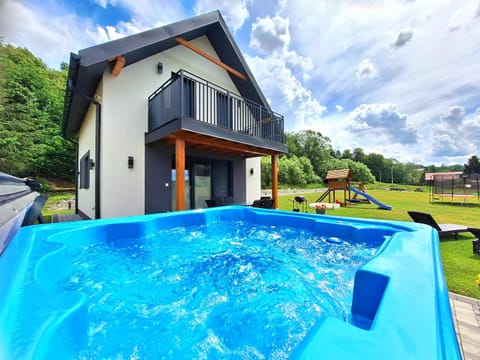 Property building, Day, Natural landscape, Garden, Garden view, Pool view, Swimming pool