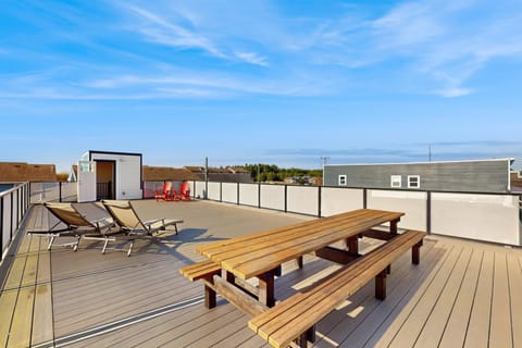 Pacific Blue Apartment in Long Beach