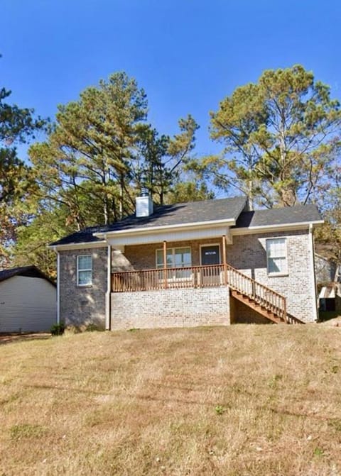 Brand New 3 bedroom 2 bath Home (Built 2022) House in Huntsville