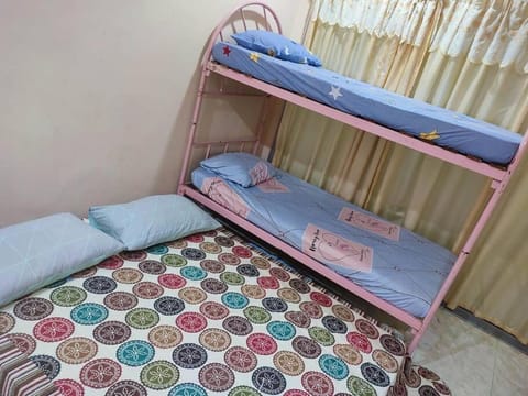 children, children, bunk bed