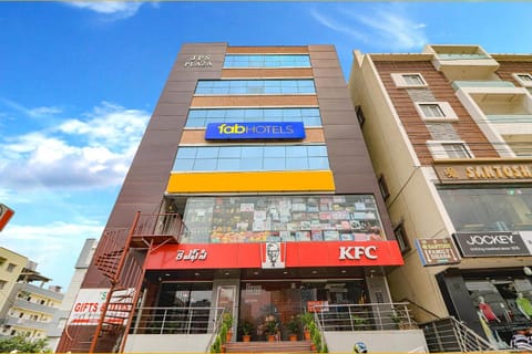 Property building, Facade/entrance