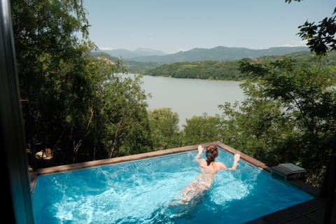 Day, Natural landscape, Lake view, Mountain view, Swimming pool, Swimming pool
