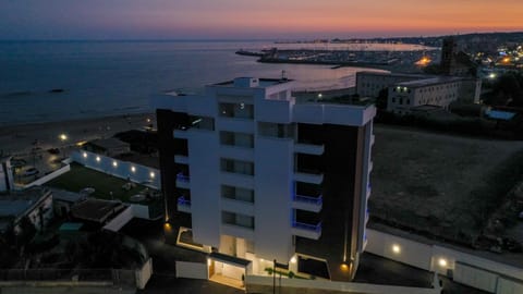 Property building, Bird's eye view