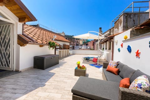 Patio, Balcony/Terrace, Balcony/Terrace