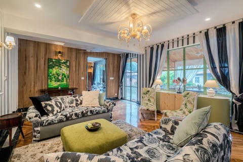 Property building, Living room