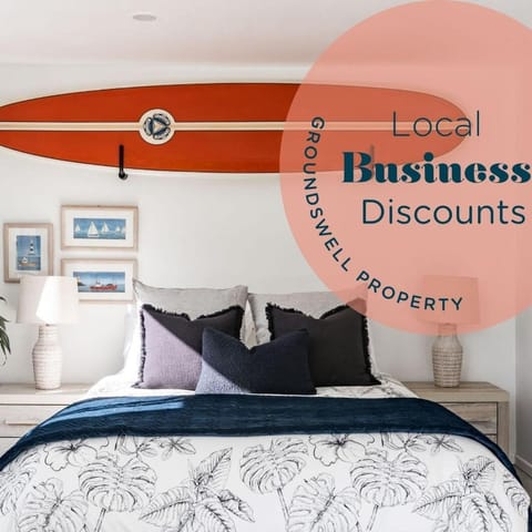 Kowhai Cottage & Studio House in Raglan