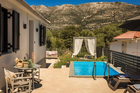Patio, Mountain view, Swimming pool