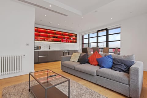 Kitchen or kitchenette, Living room, Seating area, internet