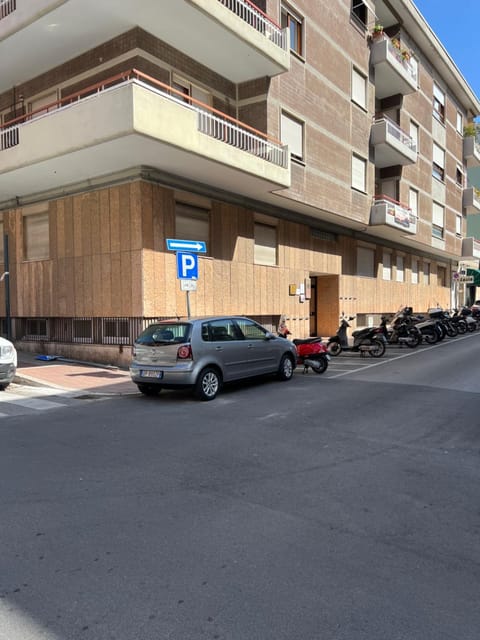 Property building, Facade/entrance, Neighbourhood