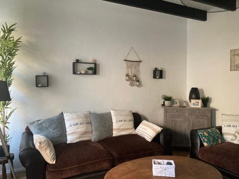 La marinière House in Locquirec