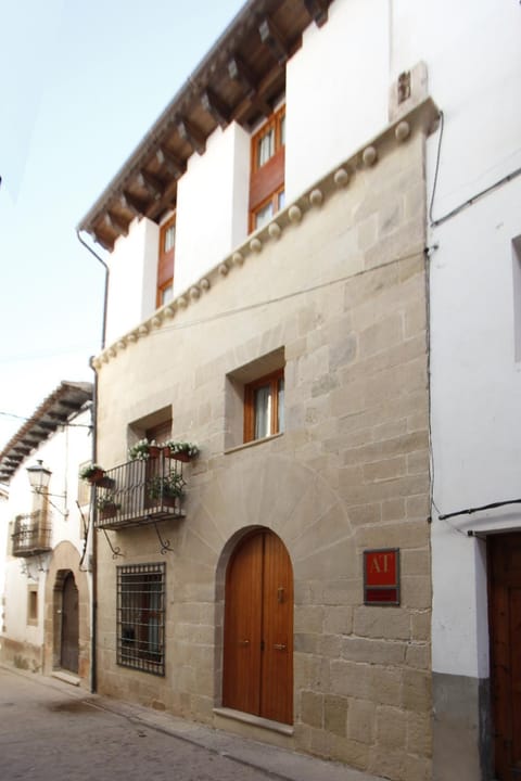 Facade/entrance, Day