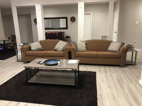 Spacious Unit with Mountain View Bed and Breakfast in New Market