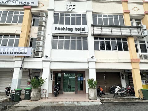 Property building, Facade/entrance
