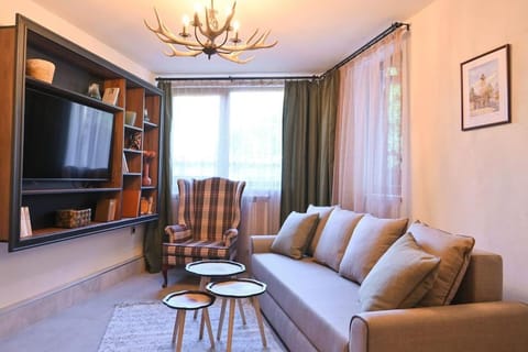 Communal lounge/ TV room, TV and multimedia, Living room, Seating area