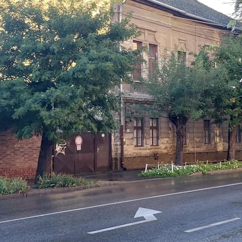 Árkád Center Apartman Apartment in Szeged