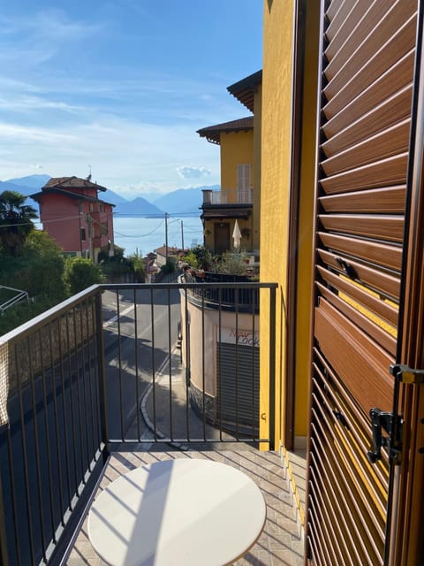 Natural landscape, View (from property/room), Balcony/Terrace