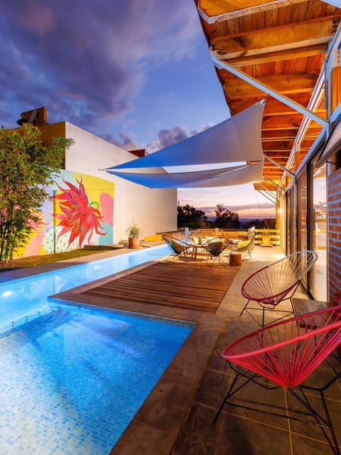 Balcony/Terrace, Swimming pool