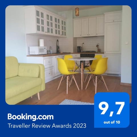 Kitchen or kitchenette, Living room, Certificate/Award, minibar