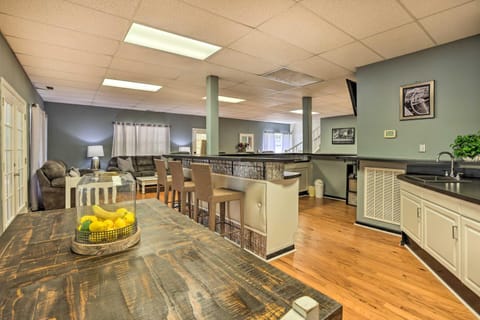 The B Haus Lakefront Retreat with Boat Ramp! House in Pell City