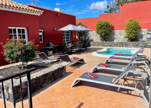 Patio, Swimming pool