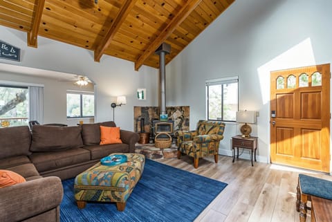 3 Wild Turkeys Family Friendly Home House in Groveland