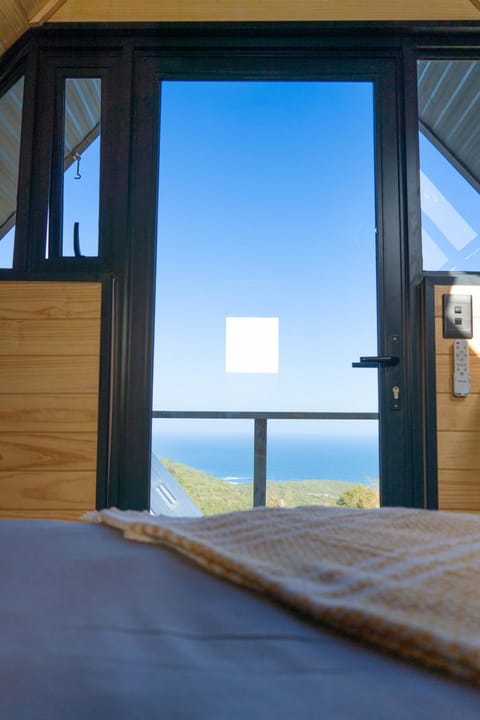 Bed, Natural landscape, View (from property/room), Balcony/Terrace, Bedroom, Sea view