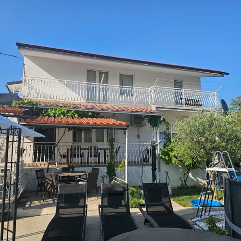 Villa Ivana-20 minutes from Split House in Split-Dalmatia County