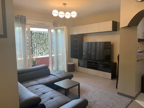 Communal lounge/ TV room, Seating area