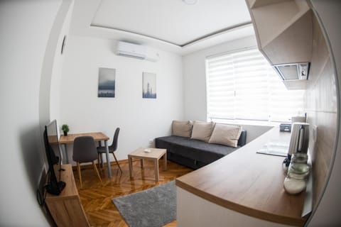 APARTMAN TEA 3 Apartment in Belgrade