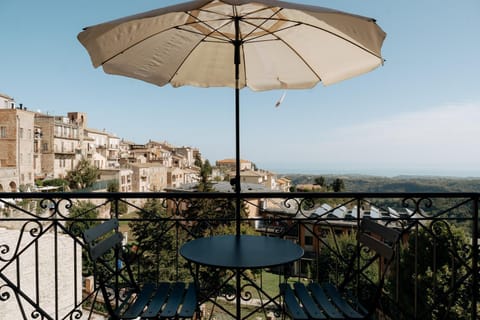 Property building, Balcony/Terrace, Balcony/Terrace, City view, Lake view, Sea view