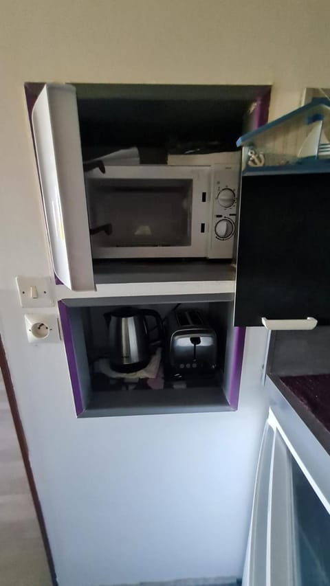 TV and multimedia, Coffee/tea facilities, Kitchen or kitchenette