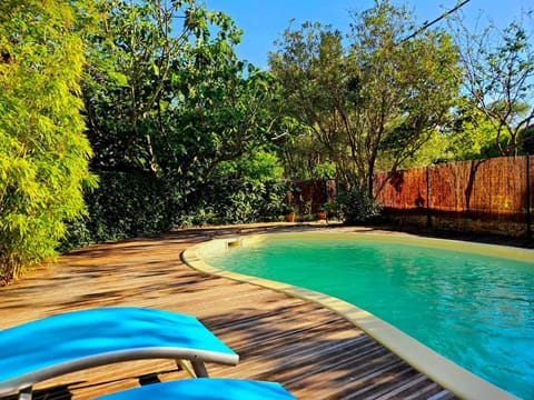Spring, Garden, Garden view, Swimming pool, sunbed