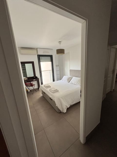 Grand 3 pièces avec terrasse vue mer tout confort Apartment in Monaco