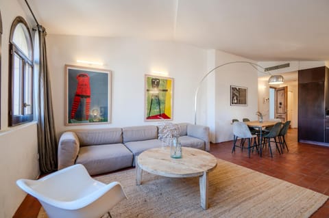 Property building, Living room