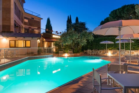 Patio, Garden, Swimming pool