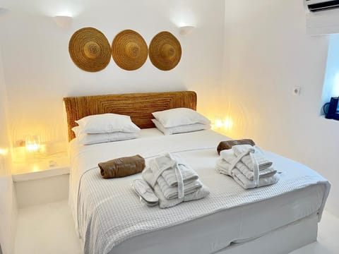 SAO Smallport Naoussa Paros Apartment in Naousa