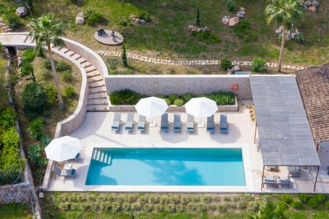 Bird's eye view, Pool view