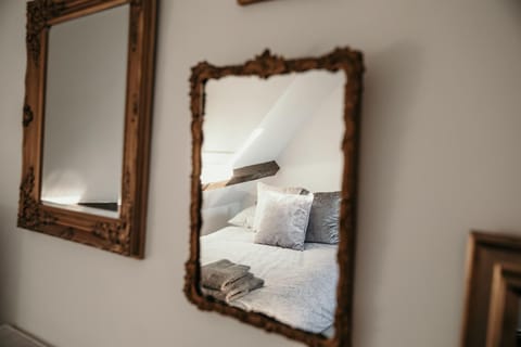 25 Maiden Street, a Weymouth Townhouse House in Weymouth