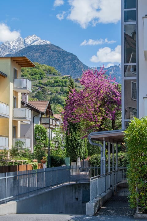 RESIDENCE LEONARDO Apartment in Merano