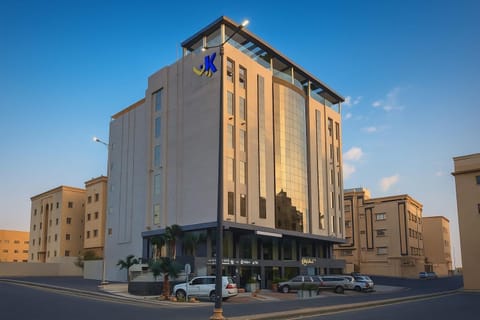 Property building, Day