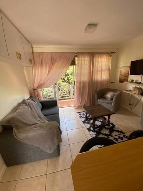 Hermanus Beach Club 31 Apartment in Hermanus