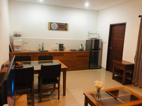 Kitchen or kitchenette, Dining area, kitchen, kitchen