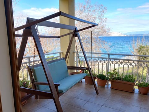 Natural landscape, Balcony/Terrace, Sea view