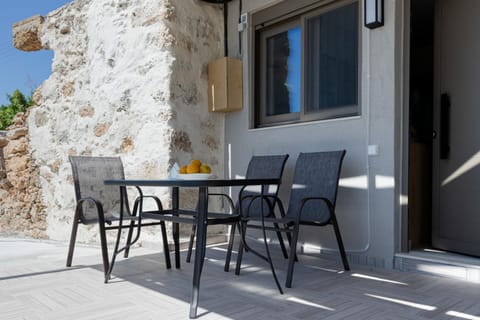 Thea Studio Apartment in Crete