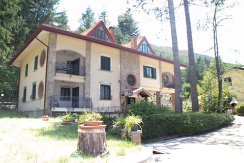 Property building, Garden