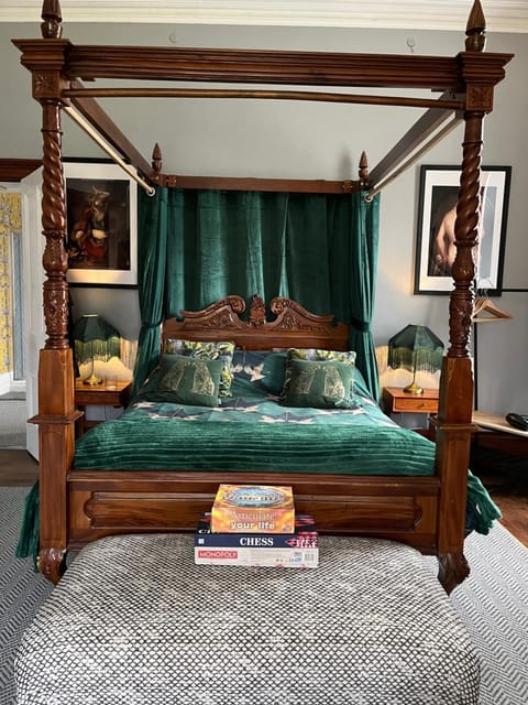 Cader en suite at Pen Y Coed Hall exclusive Luxury Hot Tub Bed and Breakfast in Dolgellau