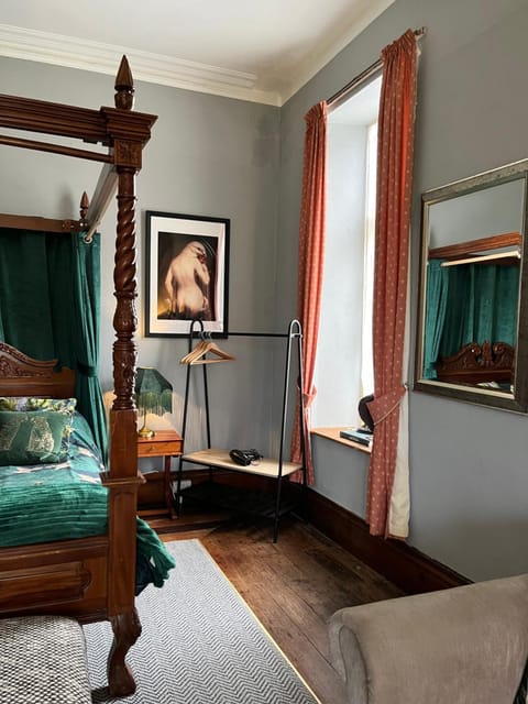 Cader en suite at Pen Y Coed Hall exclusive Luxury Hot Tub Bed and Breakfast in Dolgellau